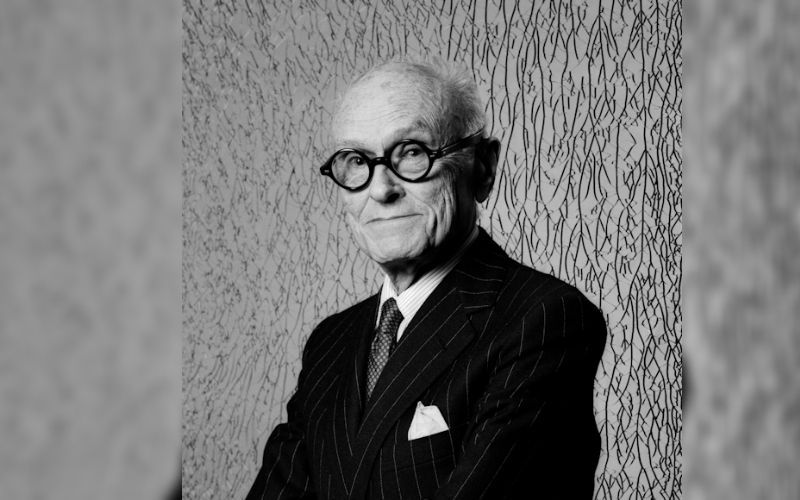 100 Heroes: Philip Johnson