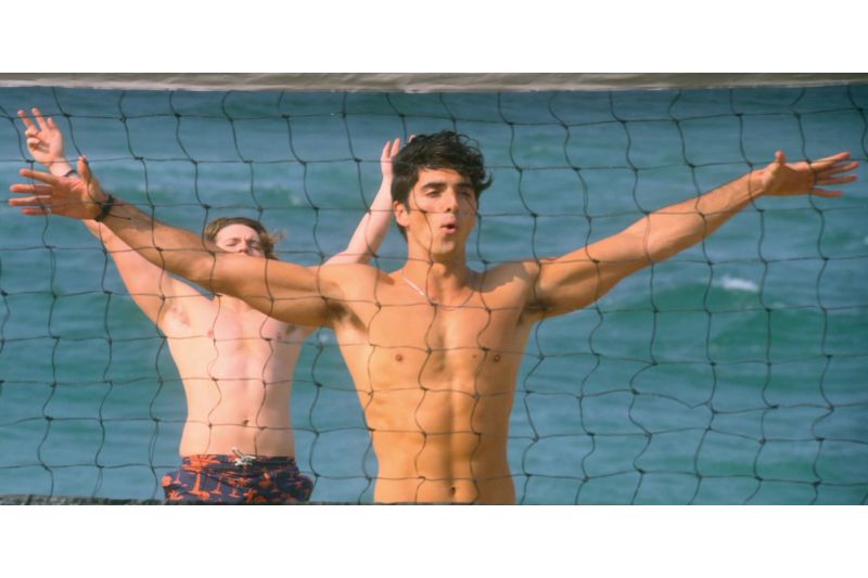 ManCrush: Taylor Zakhar Perez