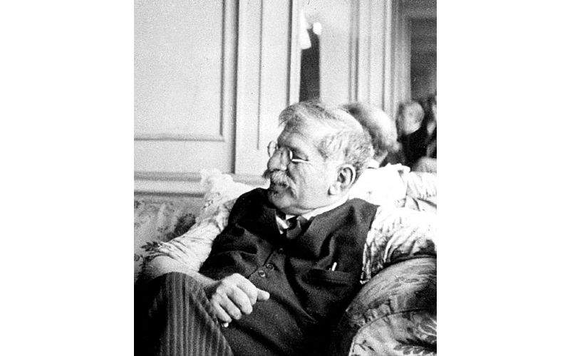 100 Heroes: Magnus Hirschfeld