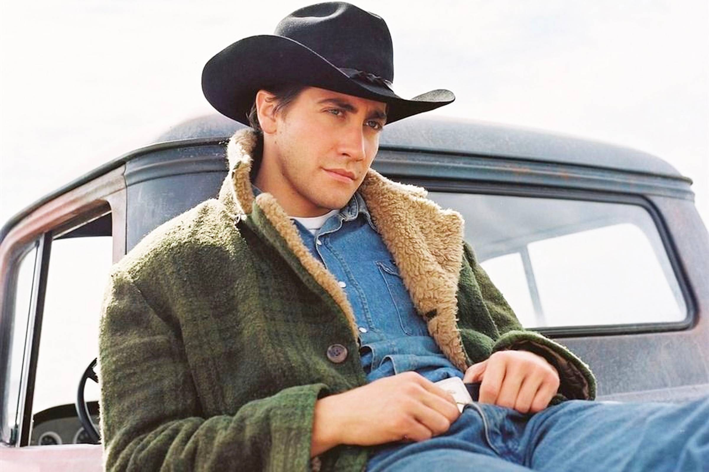 Happy Birthday To Jake Gyllenhaal’s Gay Scenes And Penis
