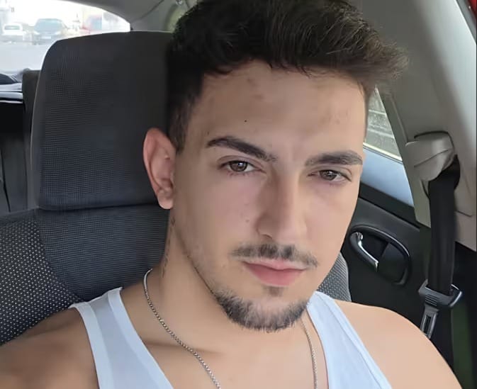 ManCrush: RomaPerezX
